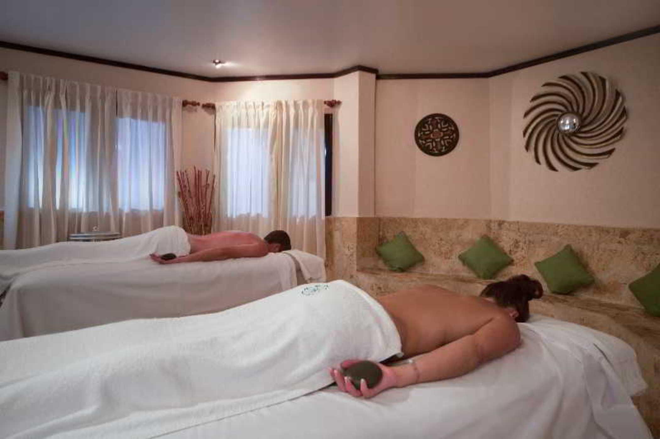 Punta Cana Princess Adults Only Hotel Exterior photo Spa treatment