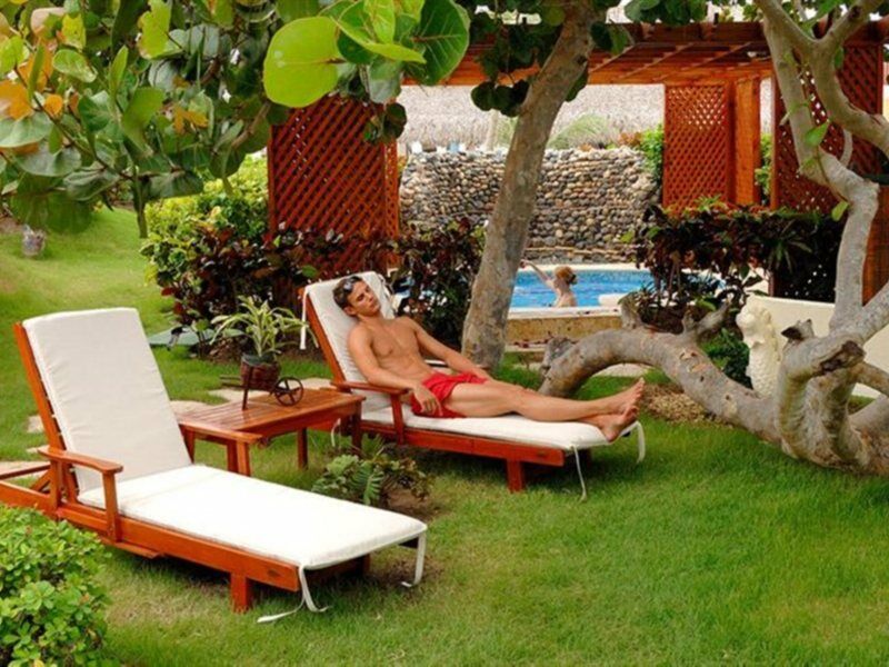 Punta Cana Princess Adults Only Hotel Exterior photo A woman sunbathing